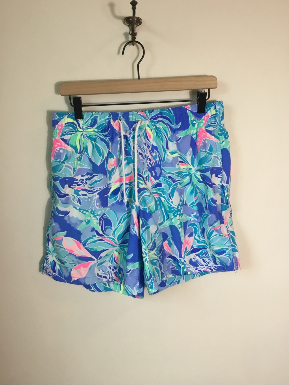 Lilly Pulitzer Men’s Capri Swim Trunks